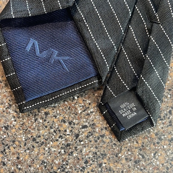 Michael Kors Silk Tie - Picture 3 of 3